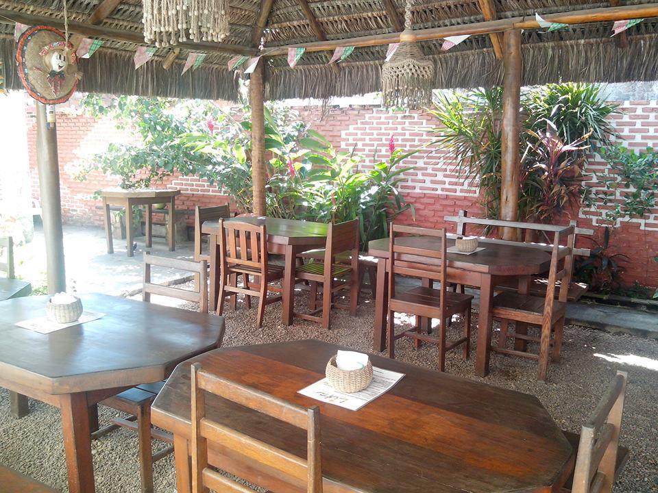 Lita Restaurante E Pousada Порту-ді-Сауїпі Екстер'єр фото